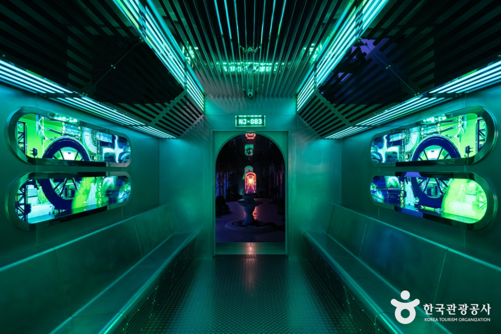 Space indoor exhibition in Korea 